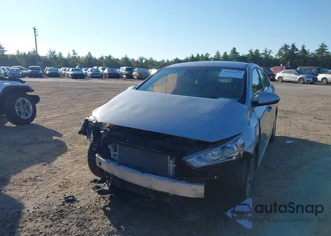 2022 Hyundai Ioniq Hybrid Se z USA, uszkodzony, nr VIN KMHC75LC3NU276163